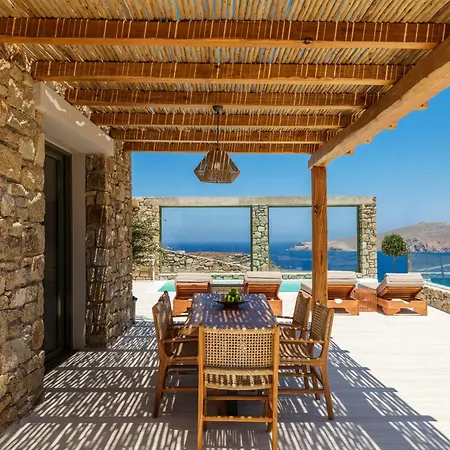Vinara Luxury Mykonos Hotel *